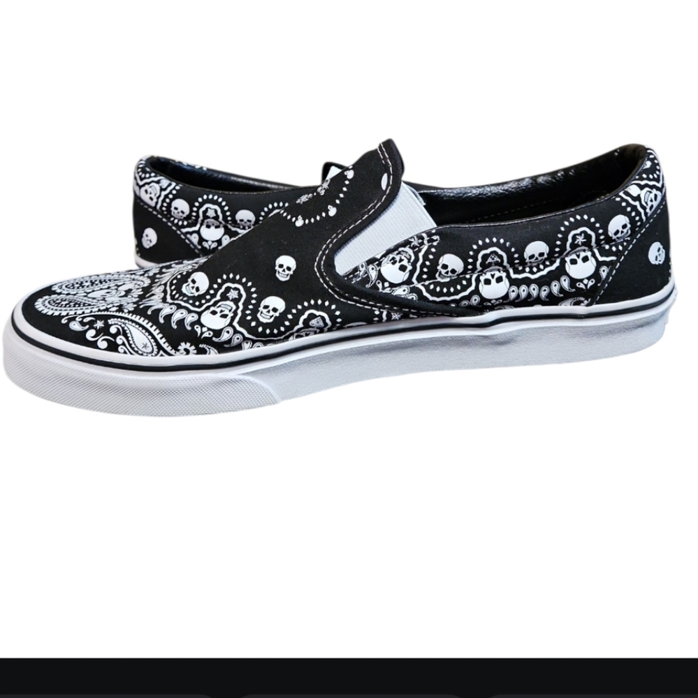 Vans Black and White Skull Bandana Slip-On Shoes - Picture 8 of 11